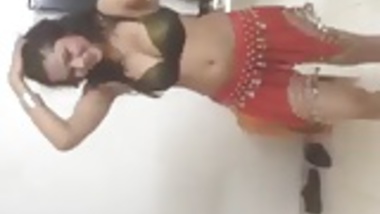 Bollywood Desi India Belly Dancing Milf