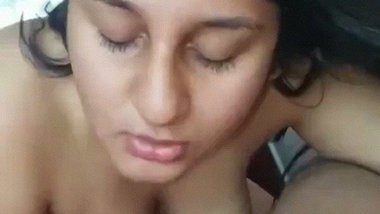 Buxom Lusty Females Having Oral Pleasure in Mouth Sitting